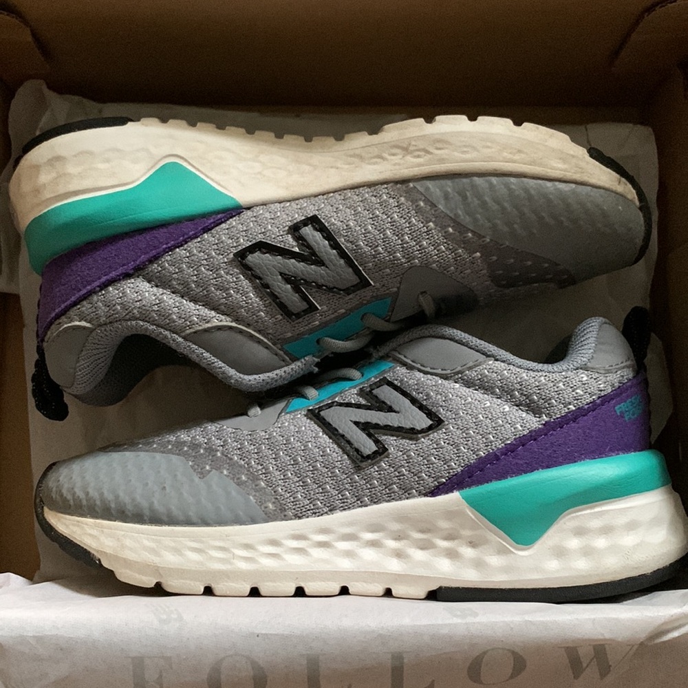 New Balance “Size 8T”